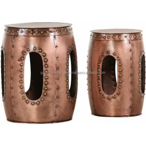 Tabouret / Table basse moderne avec structure en métal finition cuivre et plateau en bois de manguier pour la décoration de salon - Product Image 1