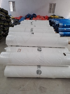 Rouleaux de tissu de bâche en polyéthylène lourd fabriqués en Inde 200gsm imperméables résistants à la déchirure tissés stabilisés aux UV de longue durée - Product Image 4