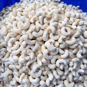 ขายส่งเม็ดมะม่วงหิมพานต์จำนวนมาก SANTIGO Kaju ราคาถูก เม็ดมะม่วงหิมพานต์บริการ 24/7 - Product Image 1