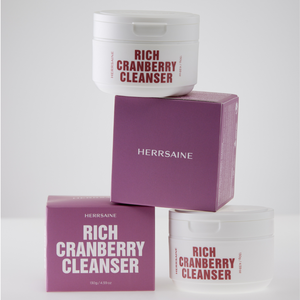 Le nettoyant riche à la canneberge de la marque coréenne de soins vegan HERRSAINE a remporté la 1ère place dans la catégorie des nettoyants hydratants en mousse pour la peau. - Product Image 3