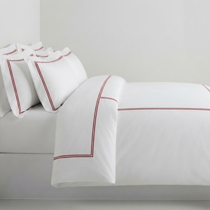 Ensemble de housse de couette moderne T-150 en polyester blanc avec point de couture Baratta, 3 pièces, respirant, toutes saisons, taille King, pour usage domestique - Product Image 1