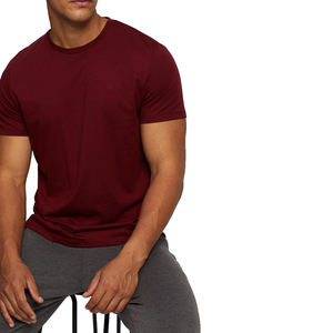 T-shirt décontracté moderne pour homme en coton léger pour le confort en extérieur et la mode streetwear - Product Image 4