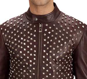 Veste en cuir cloutée marron pour homme, style punk rock motard, avec rivets métalliques, coupe ajustée et fermeture éclair sur le devant - Product Image 5
