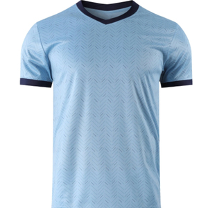 Tenue de football à prix compétitif, nouveau style, couleur unie et motif, kit de football abordable, léger, anti-humidité, coupe classique - Product Image 3