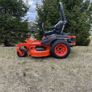 เครื่องตัดหญ้าแบบ Zero Turn รุ่น Kubota Z422 Z422KWTNC-60 ใช้เชื้อเพลิงเบนซิน สำหรับตัดหญ้าในสวน - Product Image 4