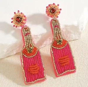 Nouveautés Boucles d'oreilles clous classiques unisexe en perles de verre faites à la main, couleur piment rouge, avec lettres et perles de rocaille, pour enseignant(e)s et mariages - Product Image 3