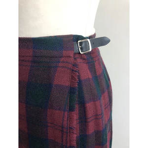 Kilt écossais moderne Lindsay en 100 % laine bordeaux, style vintage, motif tartan, sur mesure, vente en gros, jupe pour femme 2026 - Product Image 6