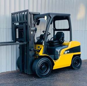 2 chariots élévateurs diesel CAT d'occasion disponibles à prix réduits - Product Image 5