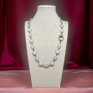 สร้อยคอทำมือประดับเทอร์ควอยซ์ธรรมชาติในตัวเรือนเงินออกซิไดซ์ - เครื่องประดับอัญมณีสไตล์โบโฮสำหรับผู้หญิง - Product Image 4