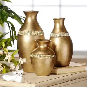 Vase en métal sophistiqué pour la décoration de la zone d'accueil, mettant en valeur des fleurs saisonnières pour impressionner les invités avec une élégance artistique. - Product Image 2