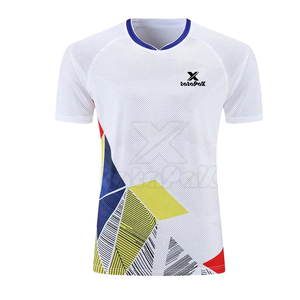 Ensemble de tenue de tennis respirant haute performance avec tissu 100 % polyester à séchage rapide et options de couleurs personnalisées pour les équipes - Product Image 2