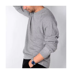 Sudadera de cuello redondo gris para hombre, de tejido grueso, corte regular, color liso, manga larga, informal, para otoño. - Product Image 4