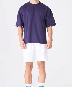 Ensemble 2 pièces tendance pour homme : T-shirt et short – Collection Automne 2026 – Motif léopard en fibre de bambou – Séchage rapide – Style décontracté et sportif - Product Image 4