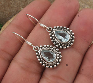 Boucles d'oreilles pendantes en topaze bleue naturelle de luxe, argent sterling 925 plaqué or, pierre précieuse artisanale pour femmes, cadeau de fête - Product Image 3