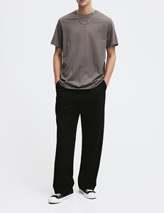 T-shirt de sport à col rond surdimensionné pour hommes, fabriqué au Pakistan, 100% coton blanc avec logo imprimé, motif uni - Product Image 2