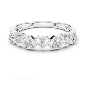 Bague empilable en or rose 14 carats avec diamant de laboratoire en forme de cœur ajouré, éthique et durable - Product Image 3