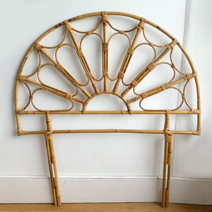 Cabecero de ratán extragrande, hecho a mano, para camas tamaño queen y king. - Product Image 1