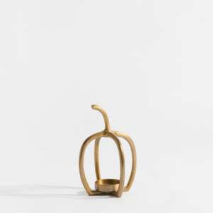 Portavelas de metal de lujo diseñado para interiores de alta gama, que realza el ambiente con una elegancia metálica atemporal. - Product Image 2