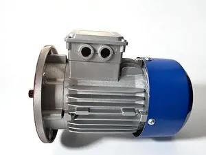 Moteur électrique industriel à induction triphasé haute efficacité avec montage à bride et boîtier en aluminium durable pour utilisation en machine. - Product Image 3