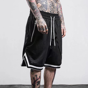 Shorts en maille 100% polyester pour homme, logo personnalisé de haute qualité, confortables et respirants, motif uni, style streetwear décontracté - Product Image 5