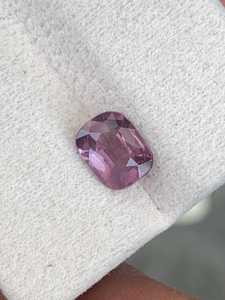 Spinelle naturelle violet lavande taille coussin 2,00 carats, pierre précieuse non montée facettée pour décoration de montre ZUBEDA GEMS JEWELLRY Troisième - Product Image 3
