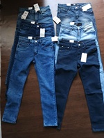 Lots de vêtements jeans en denim pour hommes surplus en stock Pantalons jeans en denim skinny pour filles garçons et femmes de marque originale grossiste Bangladesh