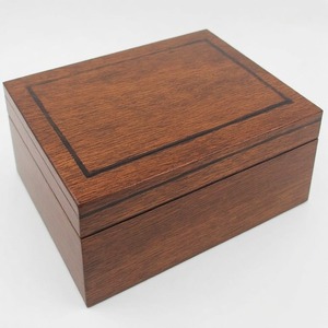 Luxury Rich Finish Wooden Cigar Case Crafted For Classic Appeal With Durable Construction And Smooth Polished Surface Texture - Product Image 4