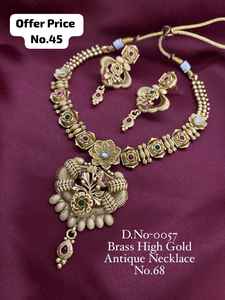 Conjunto de collar tradicional indio de latón antiguo chapado en oro con aretes para mujer, joyería para novias y fiestas. - Product Image 2