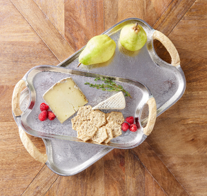 Plateau de service élégant en aluminium de haute qualité pour les dîners, les restaurants, les cuisines domestiques et la présentation des aliments. - Product Image 5