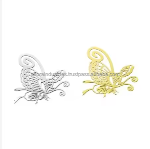 Adornos navideños de metal hechos a mano y copos de nieve tamaño personalizado última colección con colgantes atractivos - Product Image 4