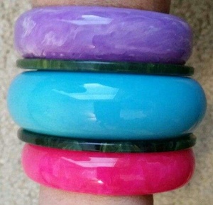 Classic Lightweight Women's Resin Craft Bangle Bracelet Colorful Fashionable Jewelry Artizon Studio Handmade Swirl <b>Christmas</b> - Product Image 5
