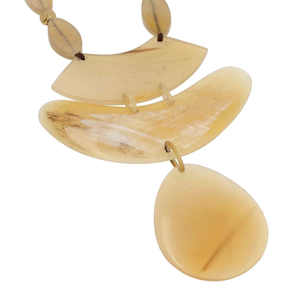 Joyería india ecológica hecha a mano, nuevo producto, collar de cuerno natural para niñas y mujeres, pulido con estilo moderno. - Product Image 5