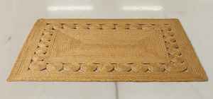 พรมปูพื้นสไตล์โบโฮทำมือจากปอกระเจา ขอบหยักถักแบบธรรมชาติ - Product Image 5