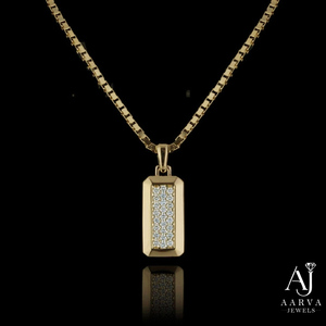Collier géométrique plaqué or 18 carats avec pendentif rectangulaire incrusté de diamants pour hommes et femmes, idéal pour les mariages, les fêtes et le quotidien - Product Image 6
