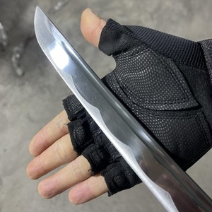 ดาบวากิซาชิทำมือ ลายมังกร ด้ามจับหนัง PU ดาบคาตานะสำหรับสะสม ใบมีดตกแต่ง ด้ามจับสีดำ ดีไซน์ประณีต - Product Image 6