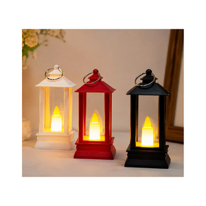 Elegante Linterna de Metal con LED y Paneles de Vidrio, con Asa de Anillo, Linterna Decorativa Moderna para Decoración de Bodas - Product Image 1