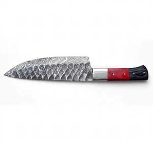 Couteau de chef artisanal en acier Damas, finition martelée, manche en bois rouge et noir - Product Image 1