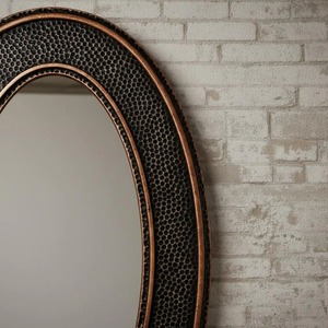 กระจกทรงรีกรอบโลหะสีดำลายตอก ดีไซน์สวยงาม เหมาะสำหรับห้องน้ำและห้องพักโรงแรม ขายส่งจากอินเดีย - Product Image 2