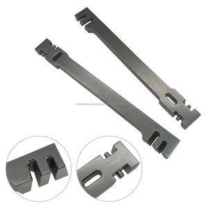 WORLD PRECISION SURGICAL Pinza de sujeción para placas óseas en cirugía ortopédica de columna, Herramienta de flexión de placas, Instrumento de acero inoxidable - Product Image 4
