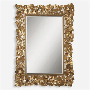Espejo con marco de metal de estilo industrial para lofts urbanos, bares, salas de estar o garajes con un atractivo estético minimalista. - Product Image 2