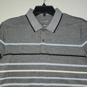 Polo à manches courtes rayé gris pour homme, en coton tricoté, décontracté, respirant, coupe classique, fabriqué en usine au Vietnam - Product Image 4