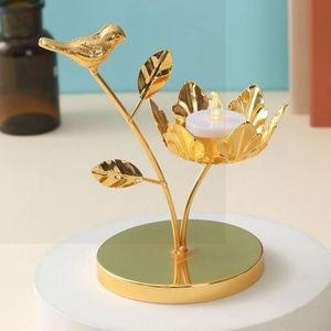 Support de bougie en laiton élégant pour la vente en gros – Présentoir à bougies en métal pour centre de table de mariage, restaurant, hôtel, décoration intérieure - Product Image 2