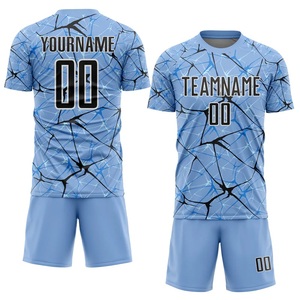 Ensemble d'uniformes de football personnalisés pour club, maillot et short en polyester de qualité supérieure, vêtements de sport pour l'entraînement et les matchs - Product Image 1