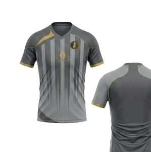 Maillot de rugby personnalisé, long ou court, fabriqué avec un tissu respirant et une sublimation de haute qualité, idéal pour les vêtements de sport performants. - Product Image 1