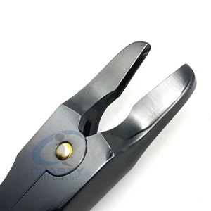 Juego de Pinzas Quirúrgicas Dentales Clase I con Empuñadura Acolchada Negra, Certificación CE, para Uso en Clínicas Veterinarias - Product Image 4