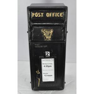 Nouvelle Arrivée Boîte aux Lettres Murale en Métal Noir Faite à la Main Style Irlandais pour Jardin et Ferme à Vendre - Product Image 2