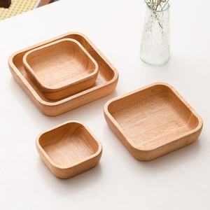 Plat à fruits en bois disponible dans toutes les versions boisées. Ils sont utilisés pour présenter des produits frais, conserver les collations du quotidien ou servir comme un élément décoratif. - Product Image 1