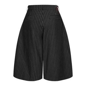 OEM 2026 Custom Wide-Leg Relaxed Fit Low-Rise Waist Detail Wholesale Cotton Summer Shorts Black Pleated Pinstripe Shorts for <b>Men</b> - Product Image 3