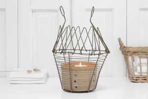 Industrial Style Wire <b>Egg</b> <b>Basket</b>, Iron Kitchen <b>Egg</b> Keeper with Carry Handle - Product Image 3