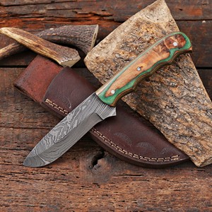 Cuchillo Nórdico Forjado a Mano de Acero de Damasco con Hoja Fija, Punta Caída, para Desollar, con Funda, Personalizado OEM, Espiga Completa, para Caza y Camping - Product Image 1